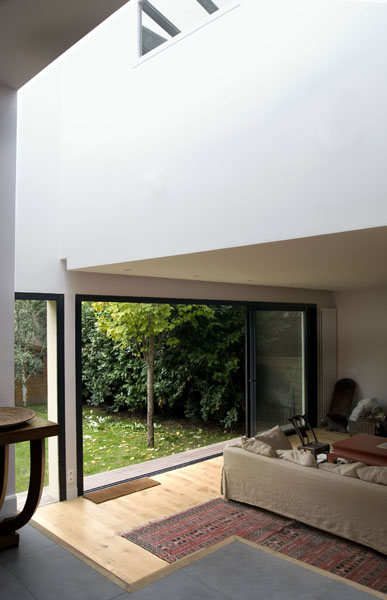 http://olivierchabaud.com/projets/files/gimgs/77_wkb-05.jpg