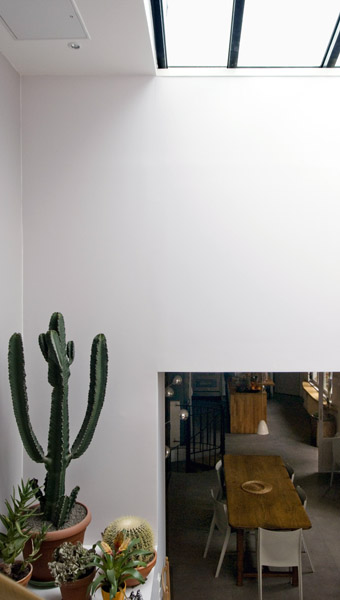 http://olivierchabaud.com/projets/files/gimgs/77_wkb-06.jpg